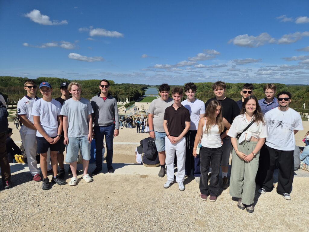 Gruppenfoto in den Gärten von Schloss Versailles