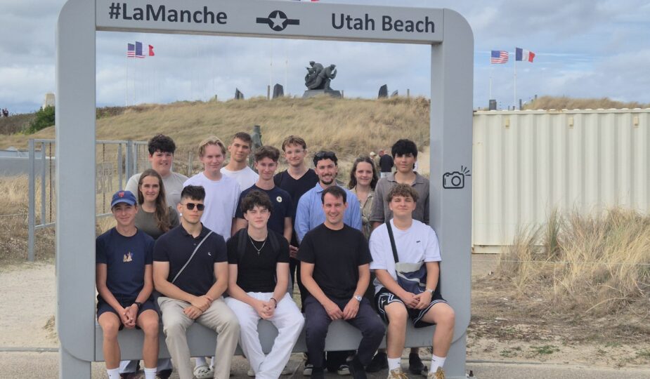 Internatsreise Frankreich 2026 Gruppenbild UTAH